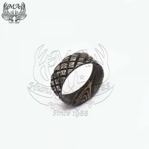 Handmade Damascus Steel Jewelry Ring With Carved Finish